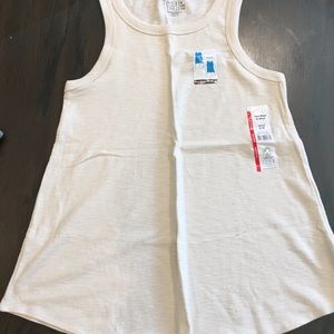 Bundle of 2 Time and Tru Off White Tanks. Sz S NWT